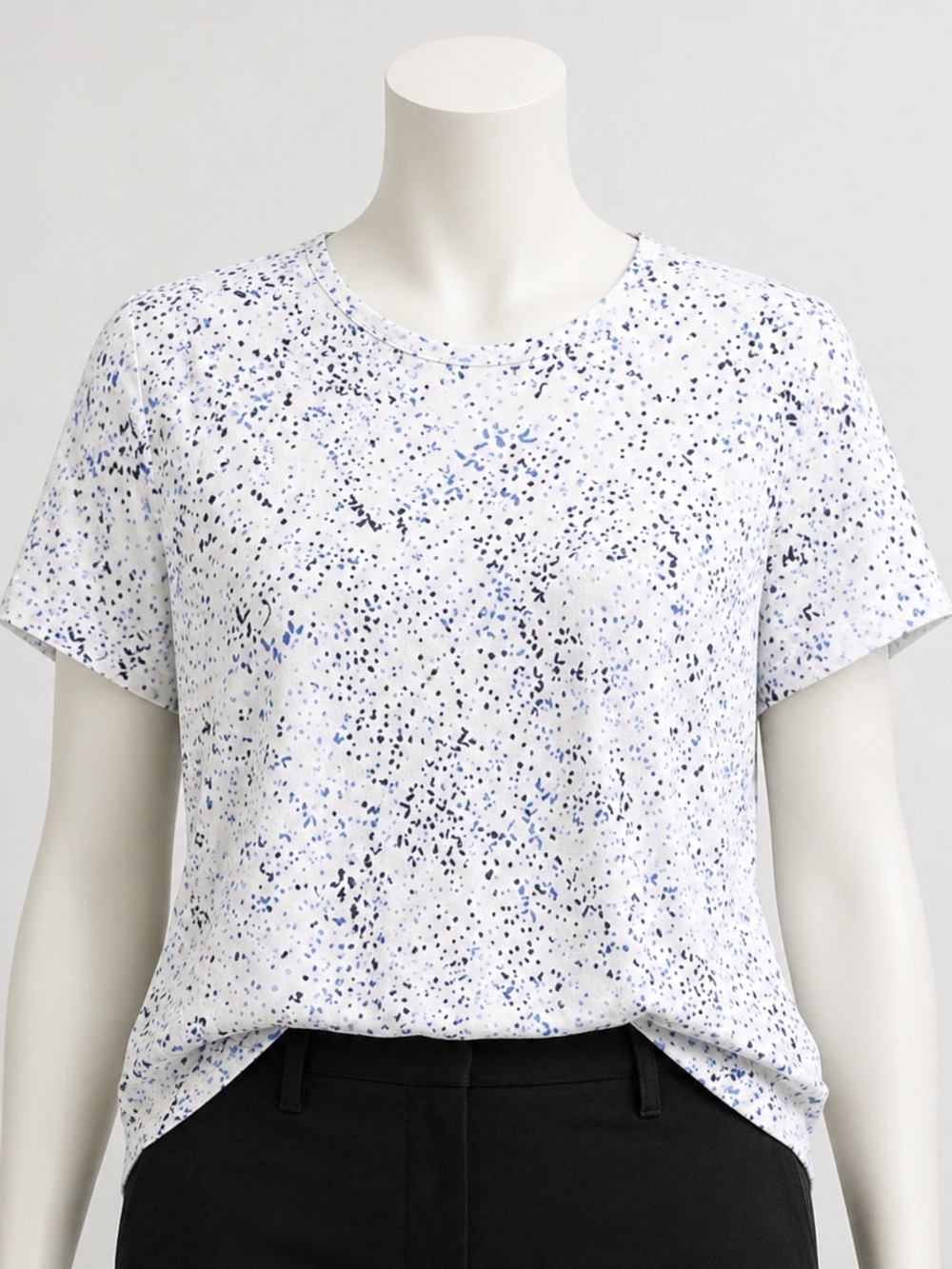Women's Pullover Top Short Sleeve Liz Claiborne Size L Knit Shirt Spotted Look